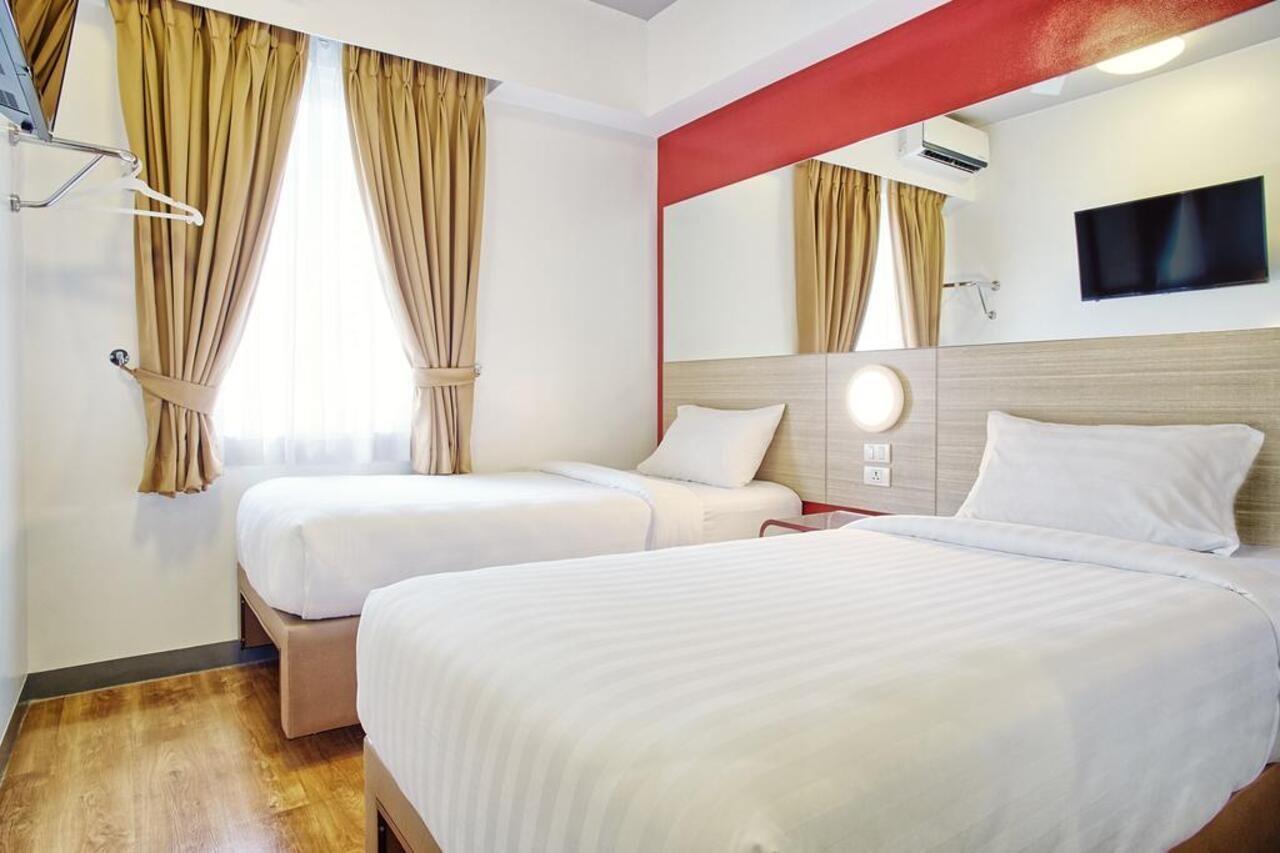 סן פדרו מקאטי Red Planet Makati Amorsolo מראה חיצוני תמונה