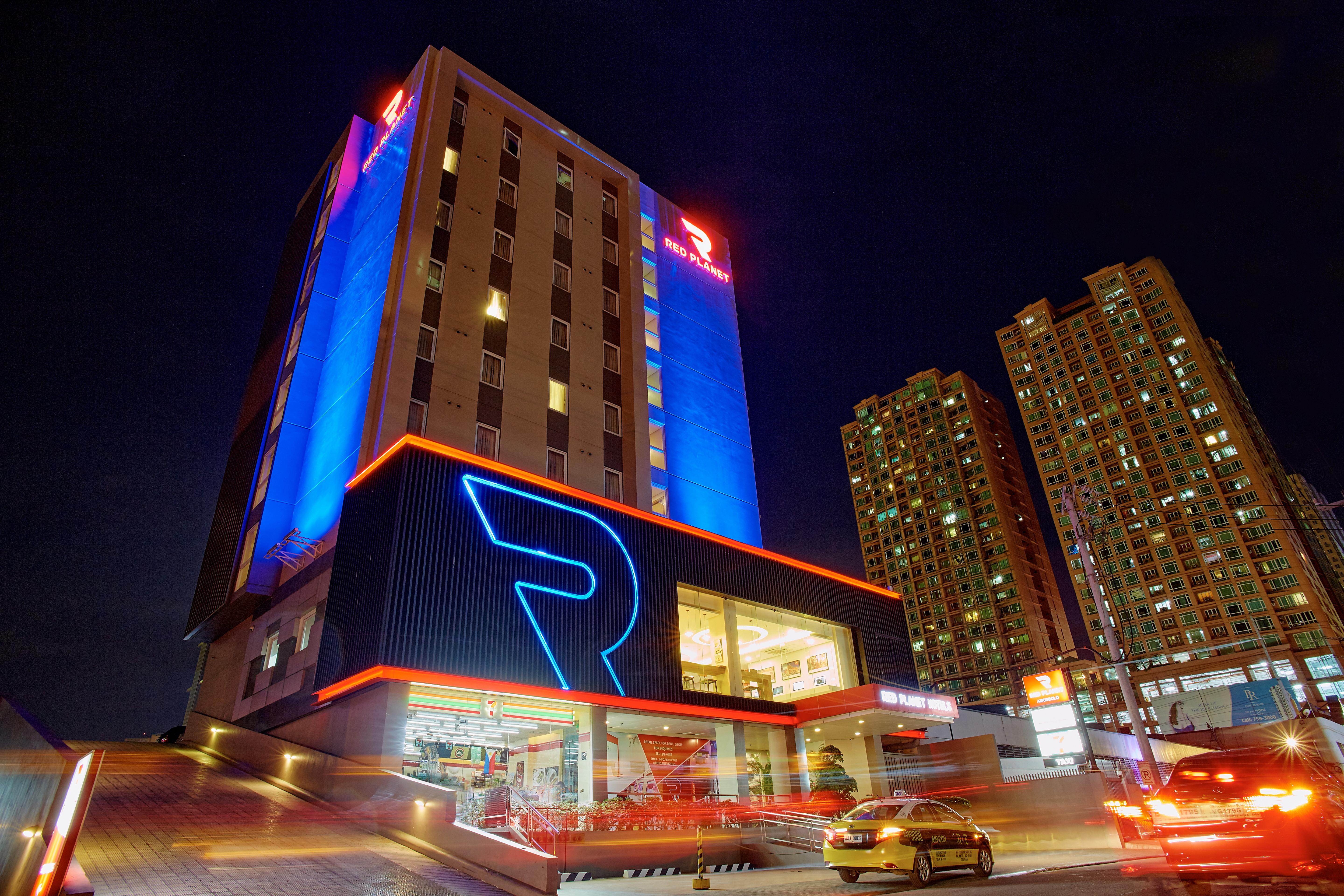 סן פדרו מקאטי Red Planet Makati Amorsolo מראה חיצוני תמונה