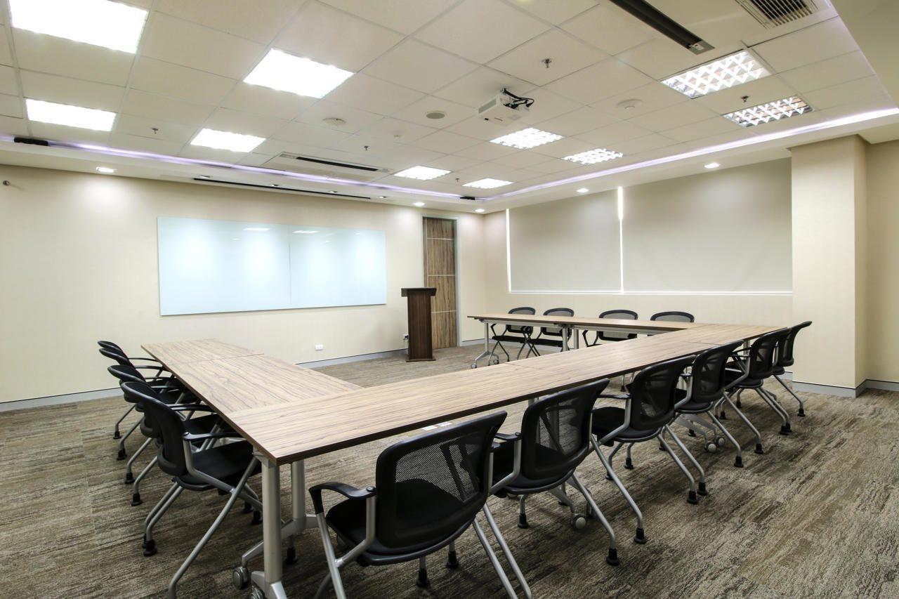סן פדרו מקאטי Red Planet Makati Amorsolo מראה חיצוני תמונה